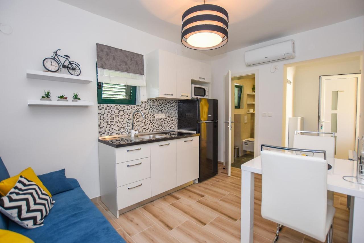 Apartmani Plazibat Мандре Екстер'єр фото