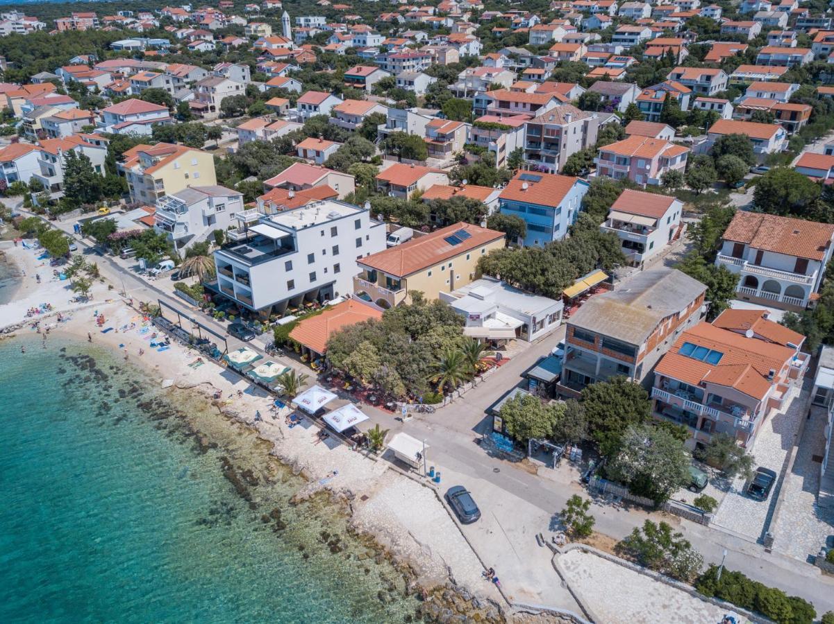 Apartmani Plazibat Мандре Екстер'єр фото